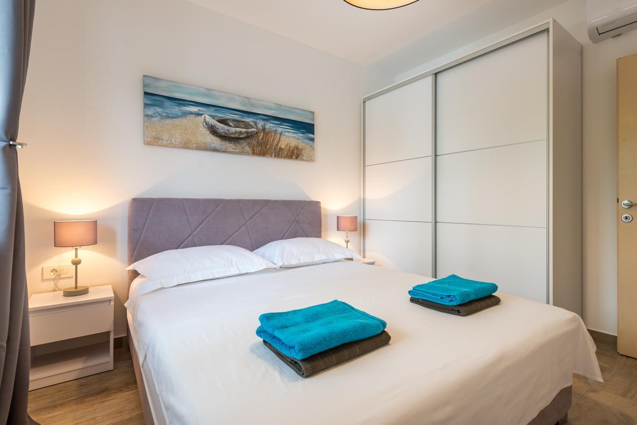 Apartment Helen Deluxe ดูบรอฟนิก ภายนอก รูปภาพ